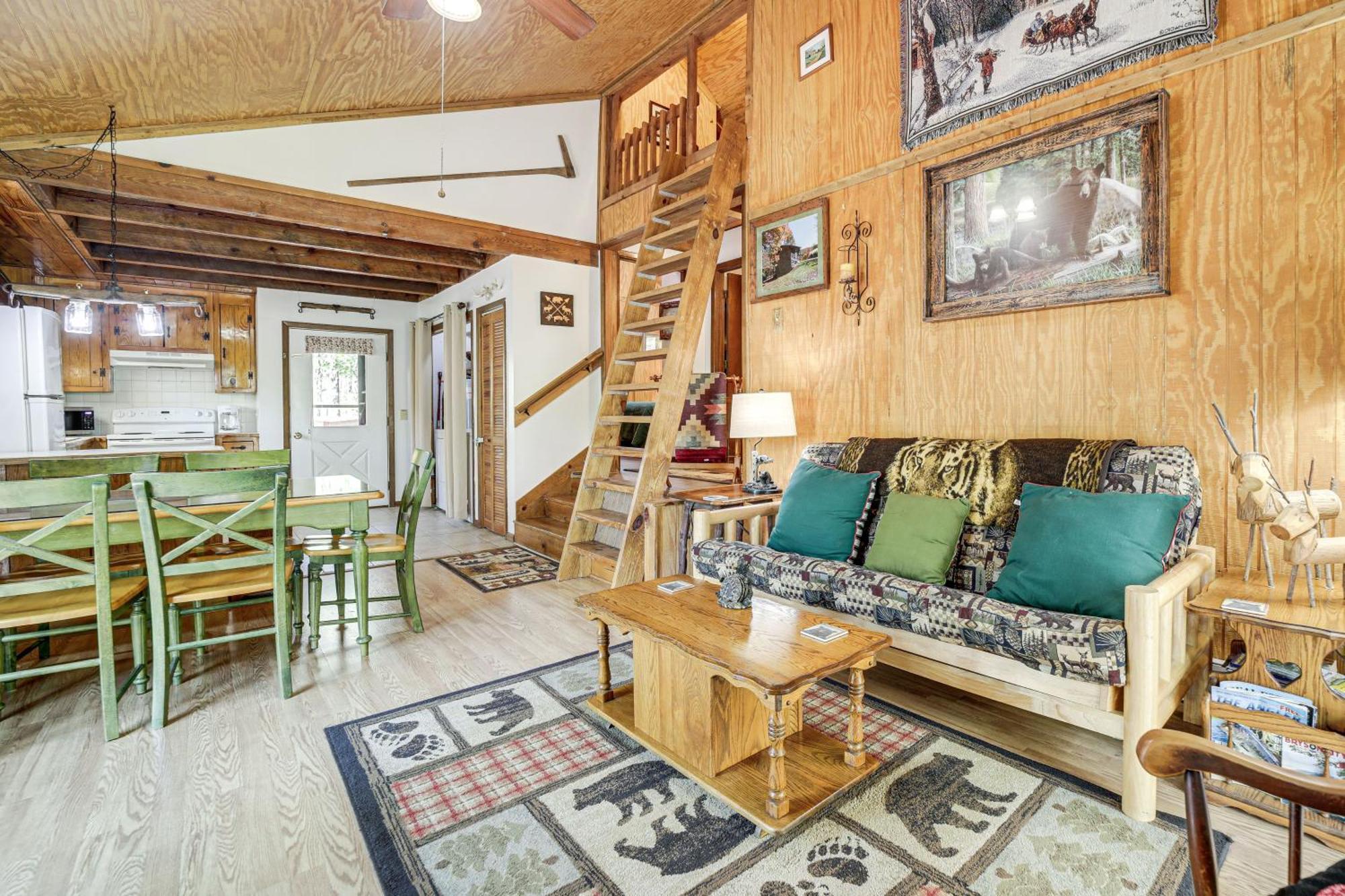Creekside Whittier Cabin With Fire Pit Near Hiking! Экстерьер фото